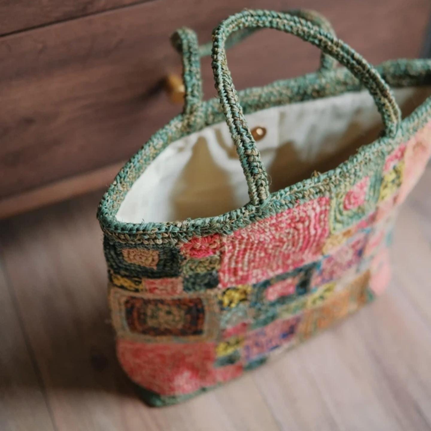 One-of-a-Kind Raffia Crochet Bag, Heavy-Duty Handwoven Tote with Magnetic Closure, Bohemian Summer Shoulder Bag, Gift for her